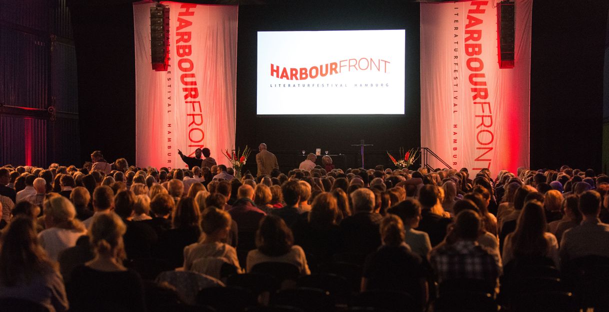 Publikum beim Harbour Front Literaturfestival 2019 in Hamburg.
