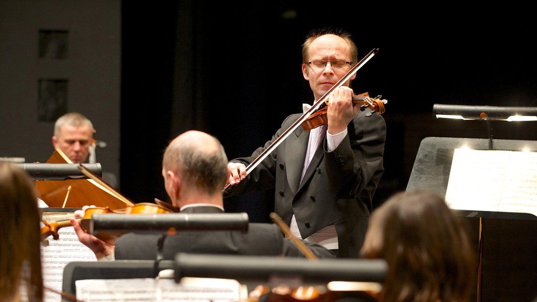 Tschechische Kammerphilharmonie Prag / Martin Kos / Petr Chromčák