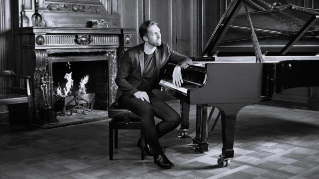 NDR Elbphilharmonie Orchester / Leif Ove Andsnes / Alan Gilbert, © Gregor Hohenberg