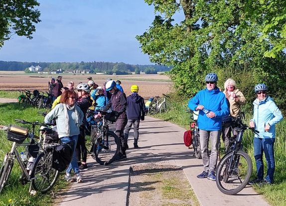 Fahrt in den Sonnenaufgang Frühstück in Wankendorf, © ADFC Neumünster / Kurt Feldmann-Jäger