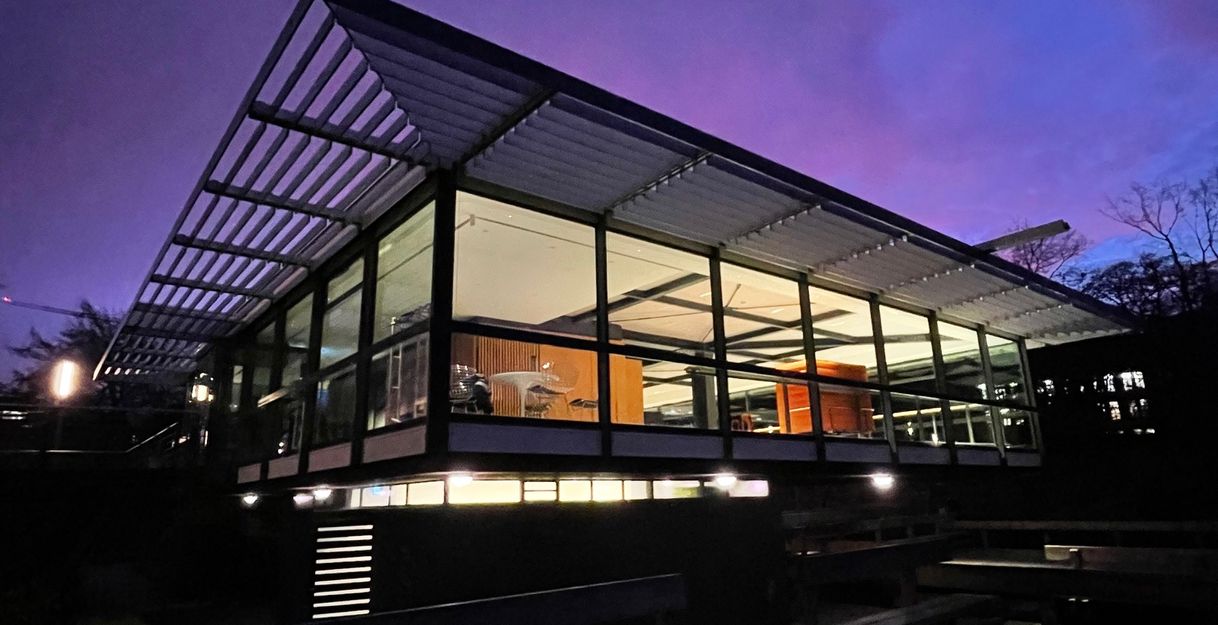 das Teehaus im Morgenlicht