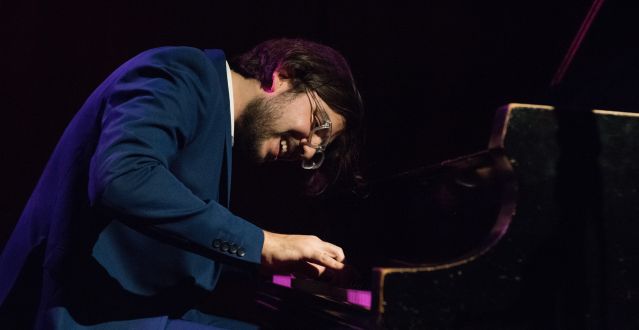 Gabriel al piano LOW, © Norma Madrid